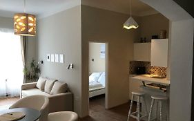 Foter Apartmanhaz Szentendre